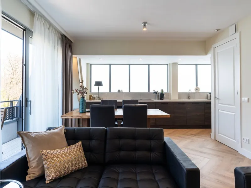 Park Central Executive 2